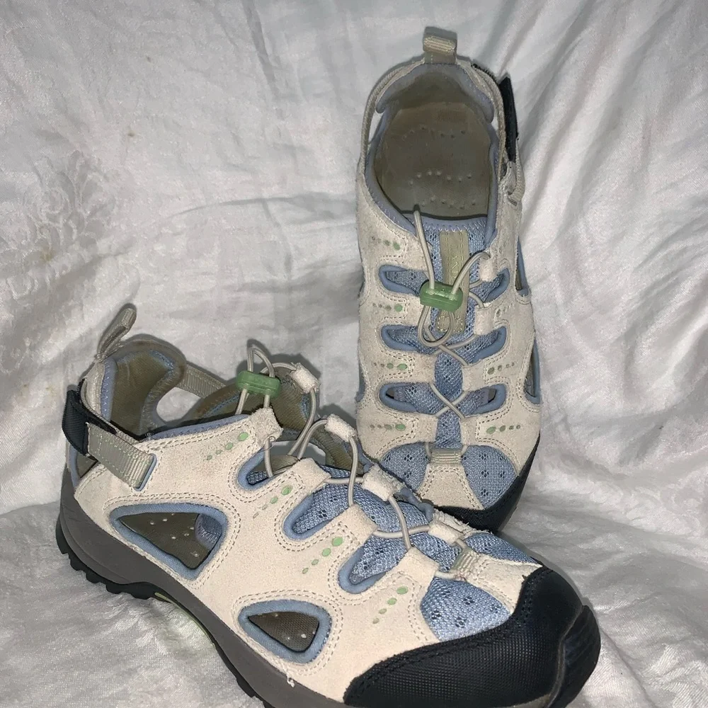 Lands' End Athletic Shoes - White, Blue, Black size 8